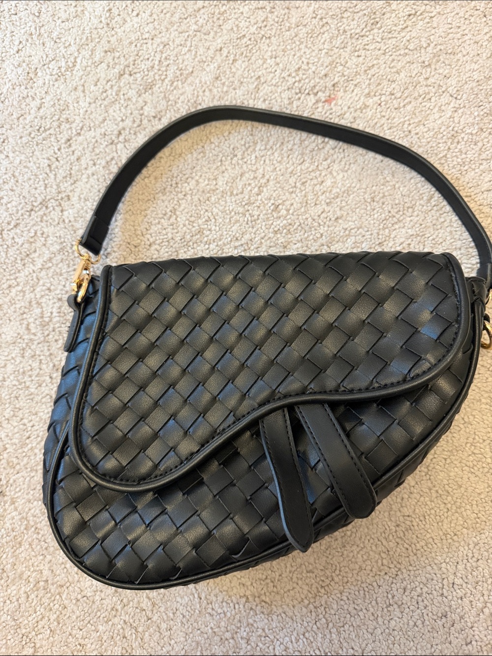 VIRAL Urban expressions Woven Black Saddle Shoulder Bag